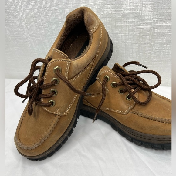 HUSH PUPPIES BROWN LEATHER LACE UP CASUAL SHOE - Picture 1 of 5